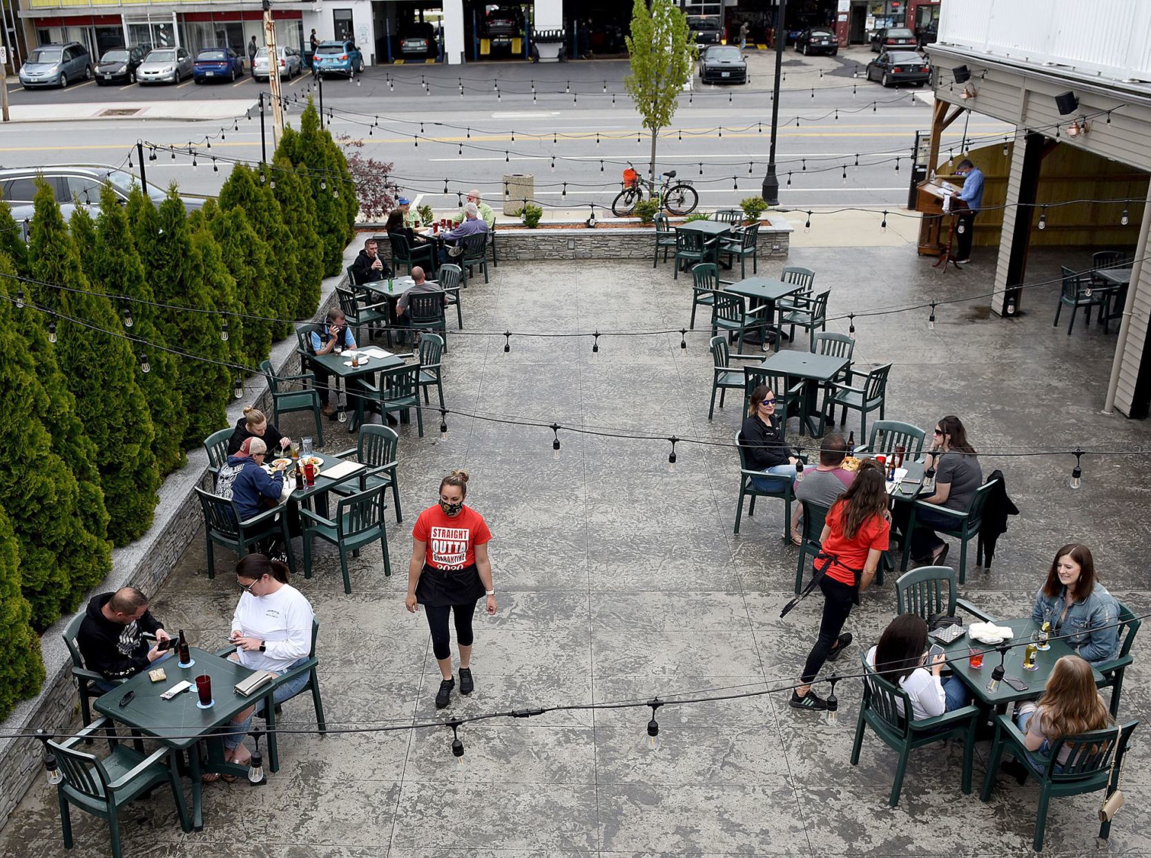 coronavirus outdoor dining